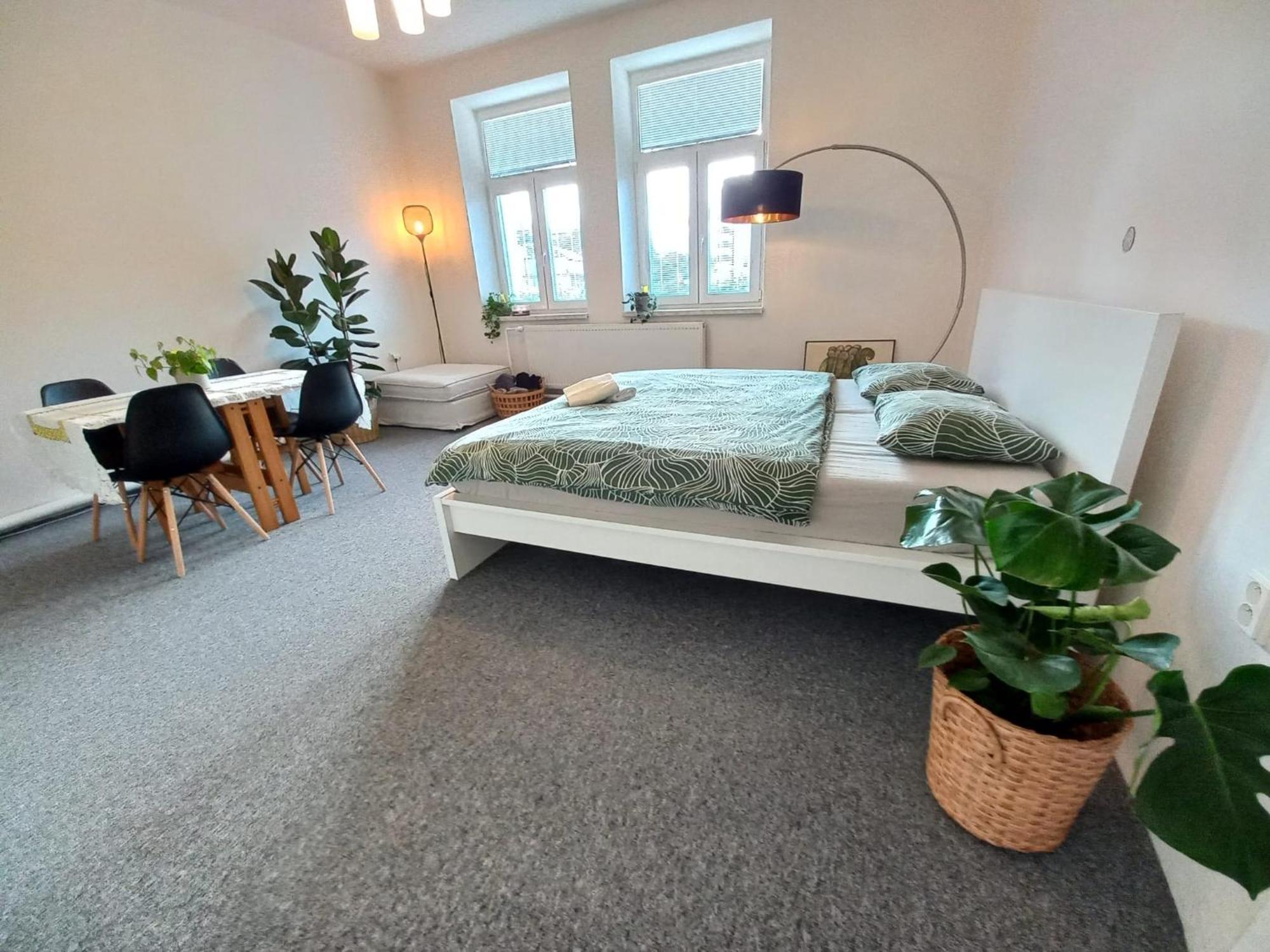 Lp 1926 Aneb U Nas Doma Apartment Zlin Luaran gambar